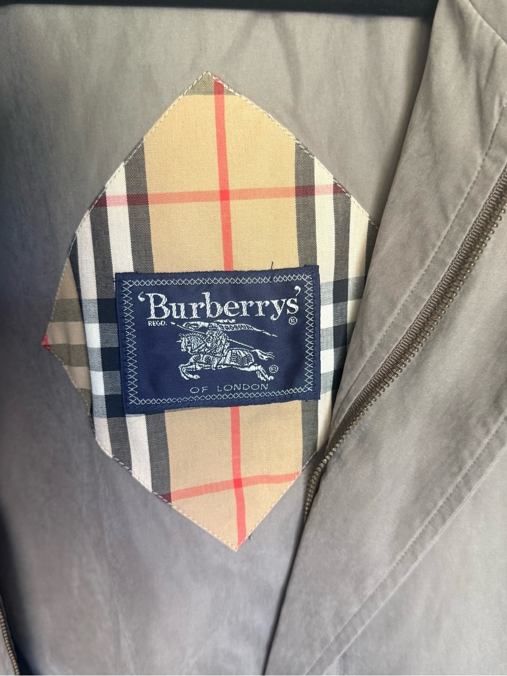 Burberry Beige Trench Jacket with Classic Check Accent - Picture 3 of 4